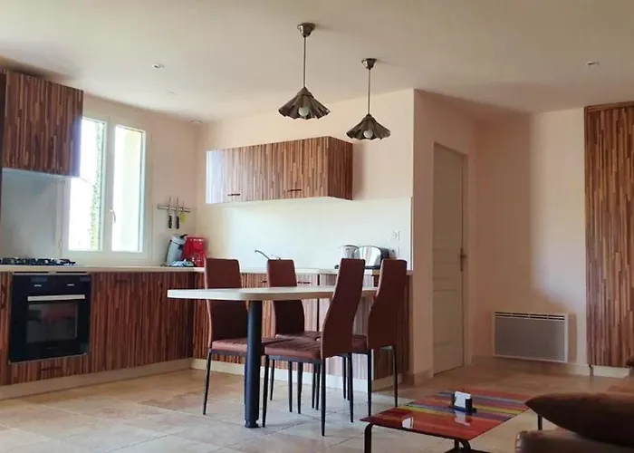 Casa de Férias Maison Charmeur Avec Jardin à Puy-l'évêque Et Piscine Partagée