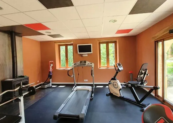 Maison Charmeur Avec Jardin à Puy-l'évêque Et Piscine Partagée Casa de Férias *