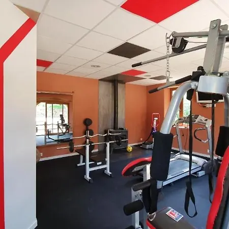 Maison Charmeur Avec Jardin A Et Piscine Partagee * Puy-lʼÉvêque