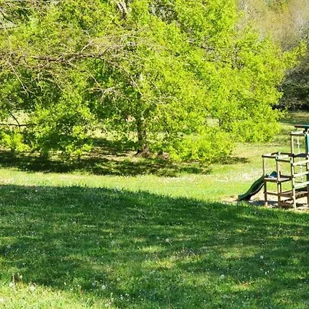 Maison Charmeur Avec Jardin A Et Piscine Partagee Puy-lʼÉvêque