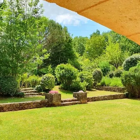 Casa vacanze Maison Charmeur Avec Jardin A Et Piscine Partagee