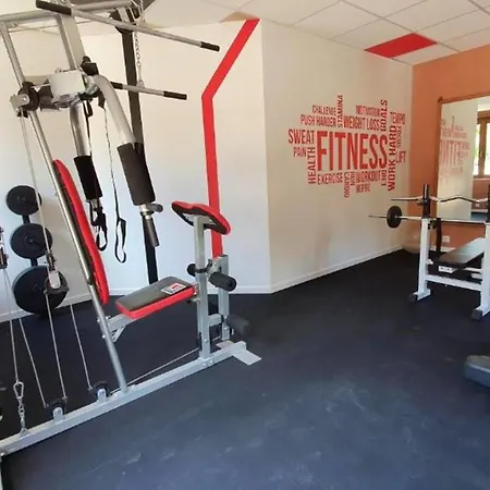 Tatil Evi Maison Charmeur Avec Jardin A Et Piscine Partagee *