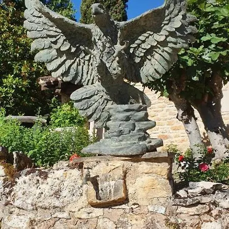 Hébergement de vacances Maison De 2 Avec Piscine Partagee Jardin Amenage Et Wifi A Puy L'eveque *