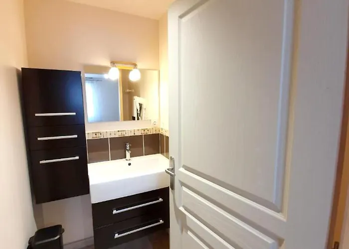 Сasa de vacaciones Maison Charmeur Avec Jardin à Puy-l'évêque Et Piscine Partagée